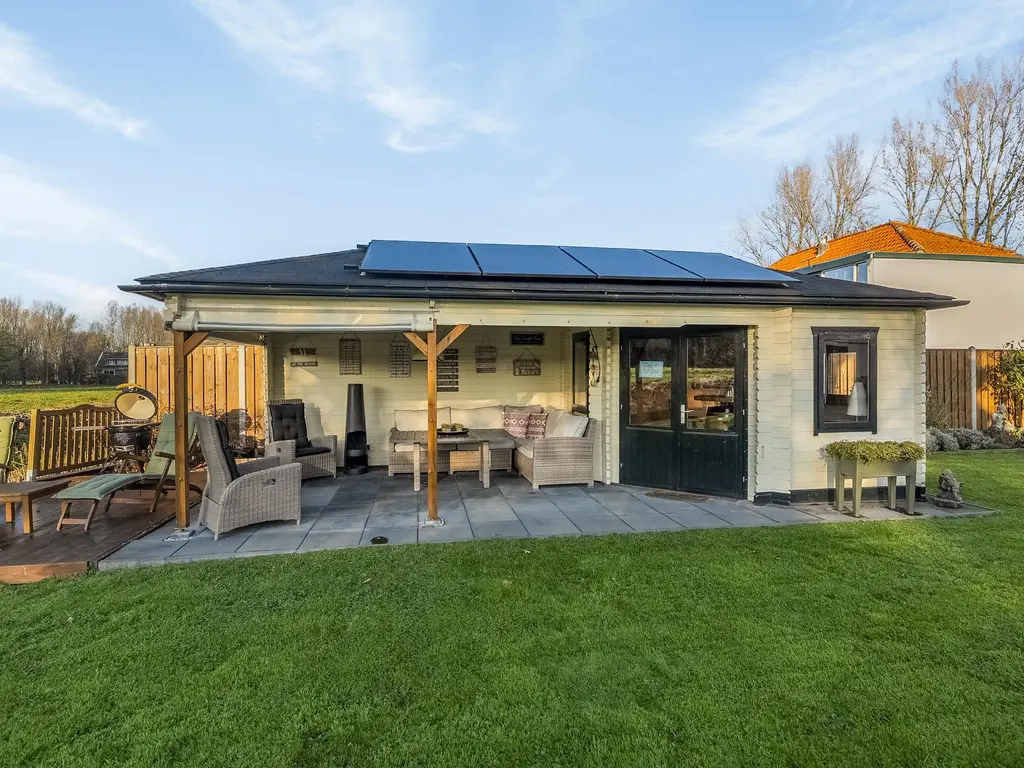 Slotsedijk 147, Rhoon