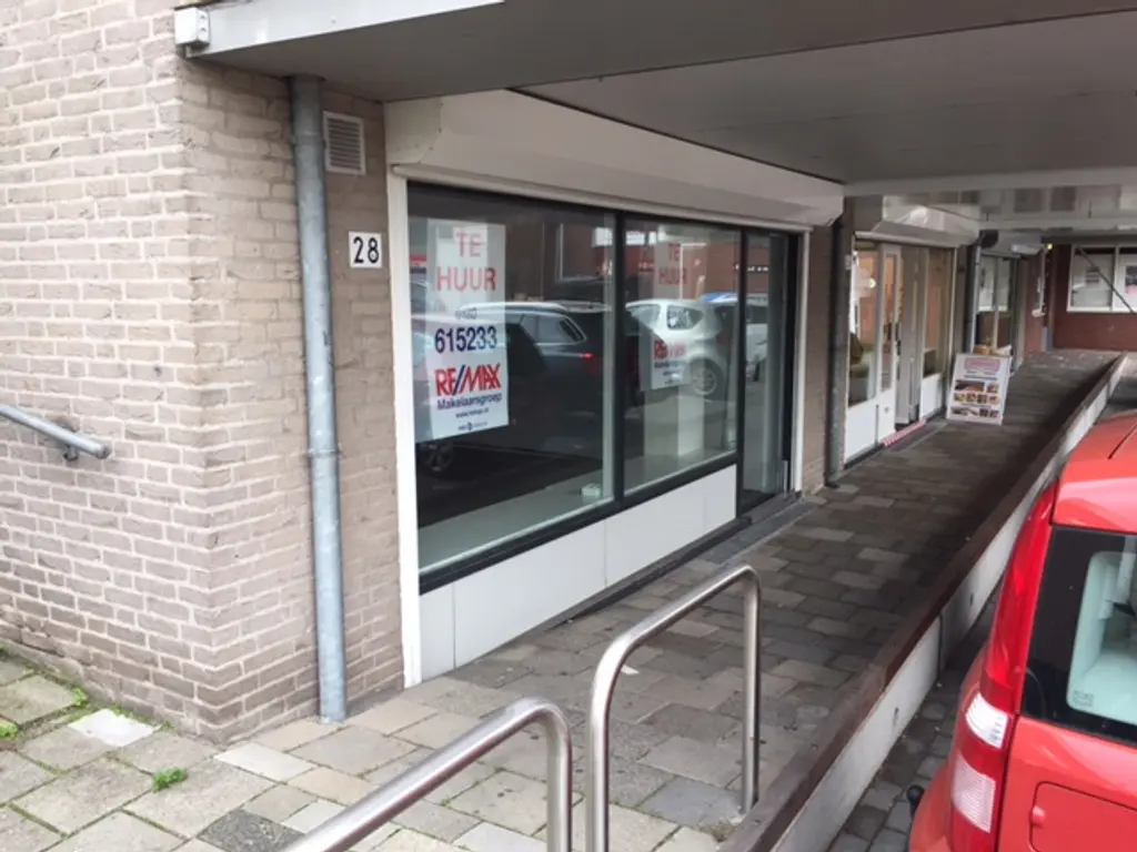 Onderlangs 28, Barendrecht