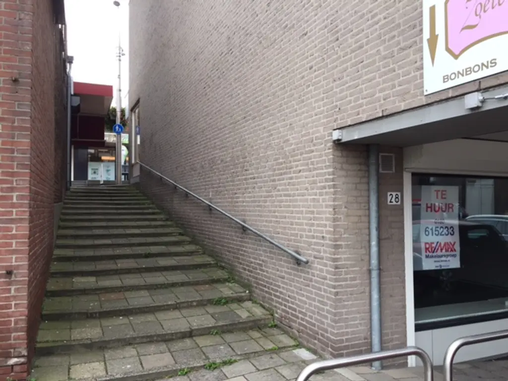 Onderlangs 28, Barendrecht