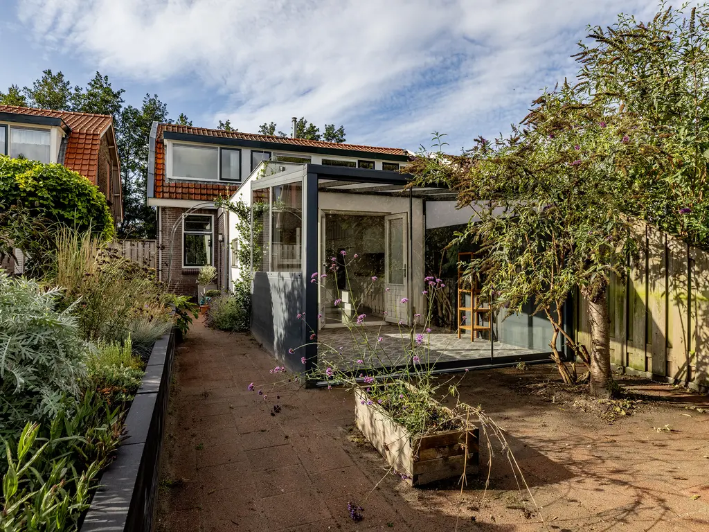 Hoogvlietsekerkweg 64, HOOGVLIET ROTTERDAM