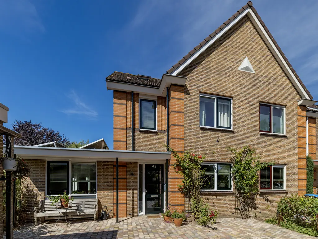 Amethysthof 48, RHOON