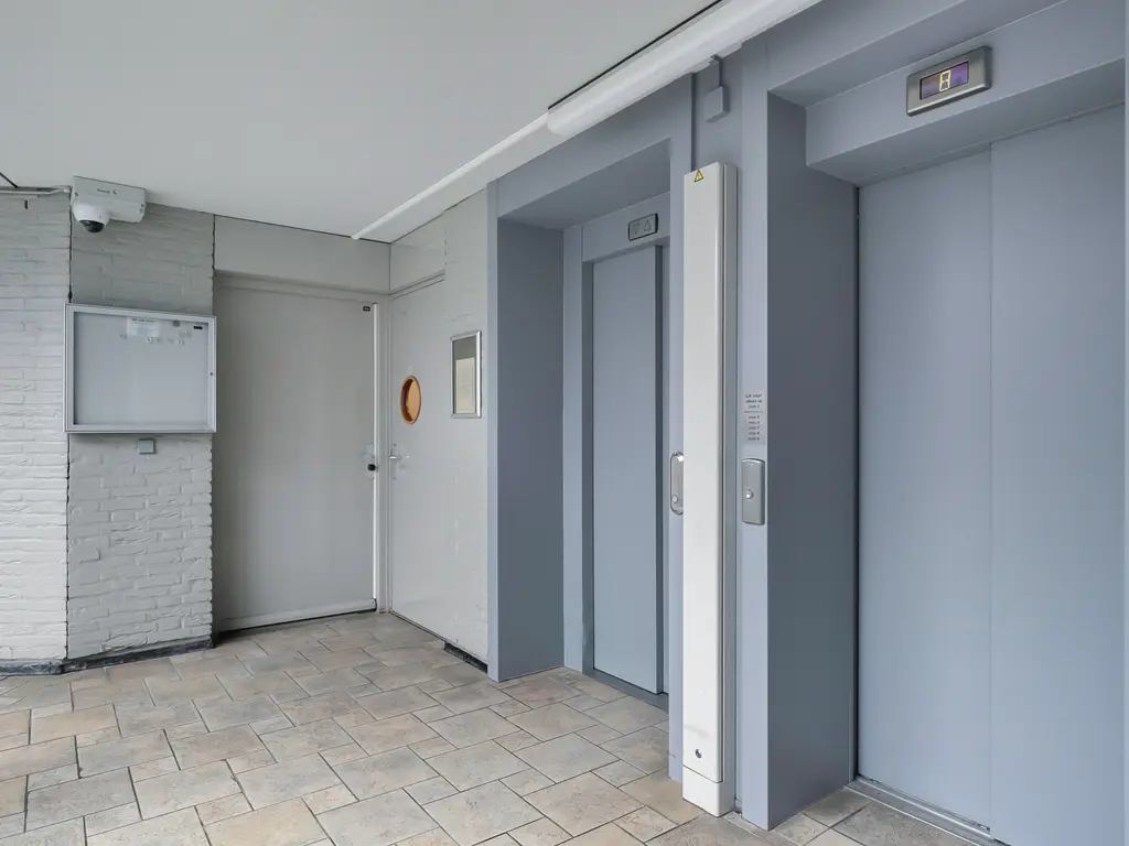 Middeldijkerplein 136, BARENDRECHT