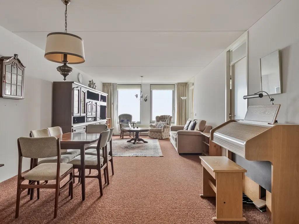 Middeldijkerplein 136, BARENDRECHT