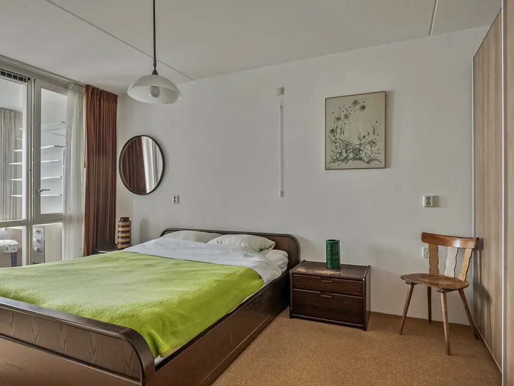 Middeldijkerplein 136, BARENDRECHT