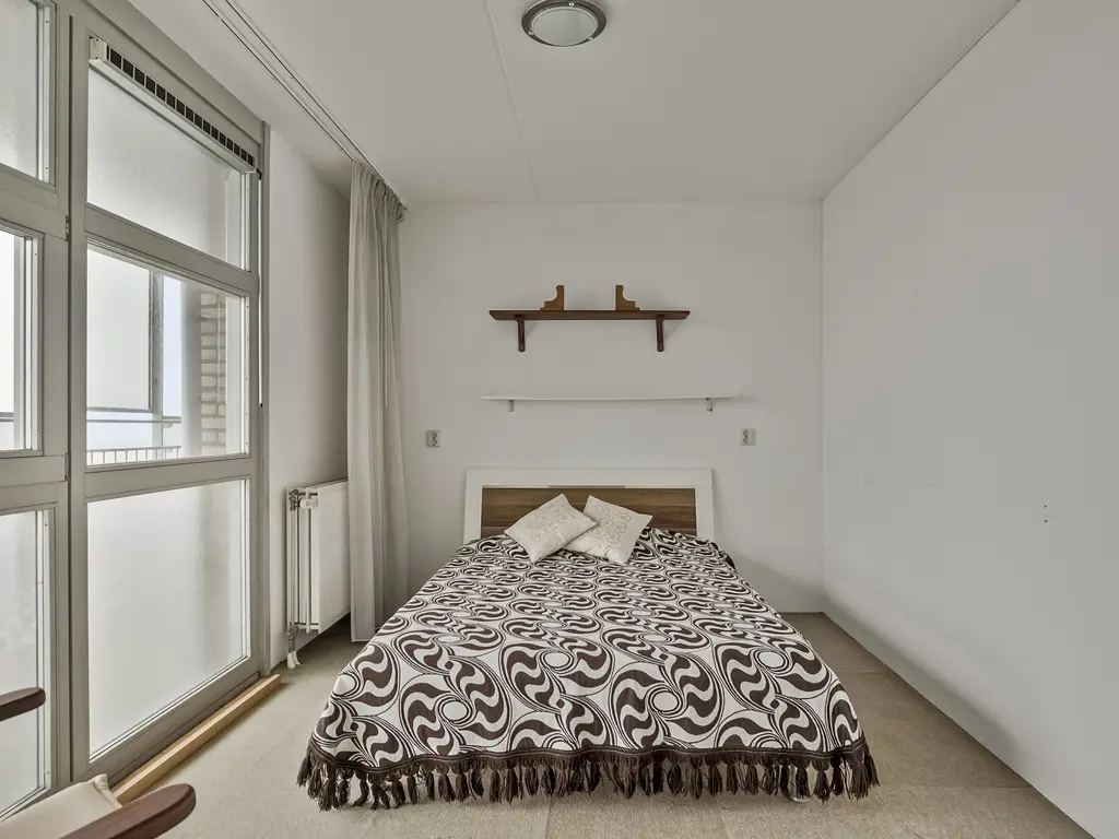 Middeldijkerplein 136, BARENDRECHT