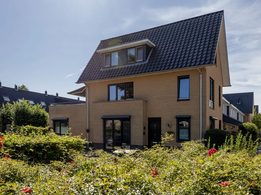 Sikkelwei 40, BARENDRECHT