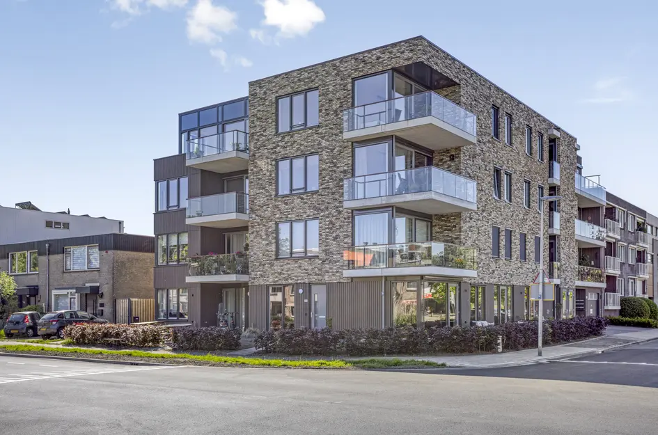 Binnenlandse Baan 106