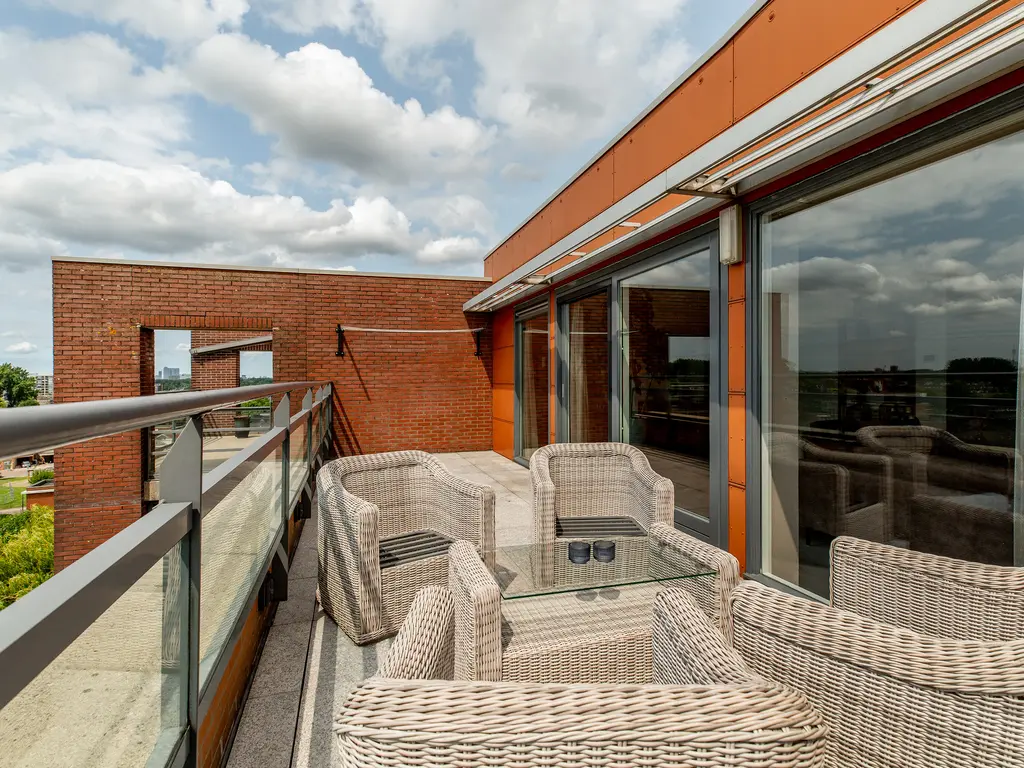 Meerwedesingel 163, BARENDRECHT