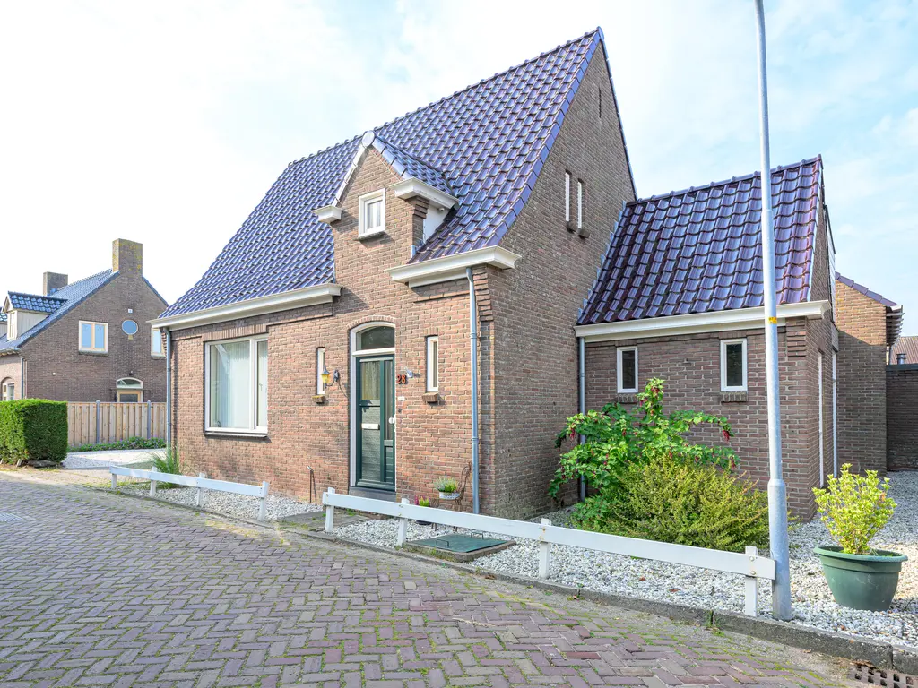 Sint Nicolaasstraat 28, LUTJEBROEK