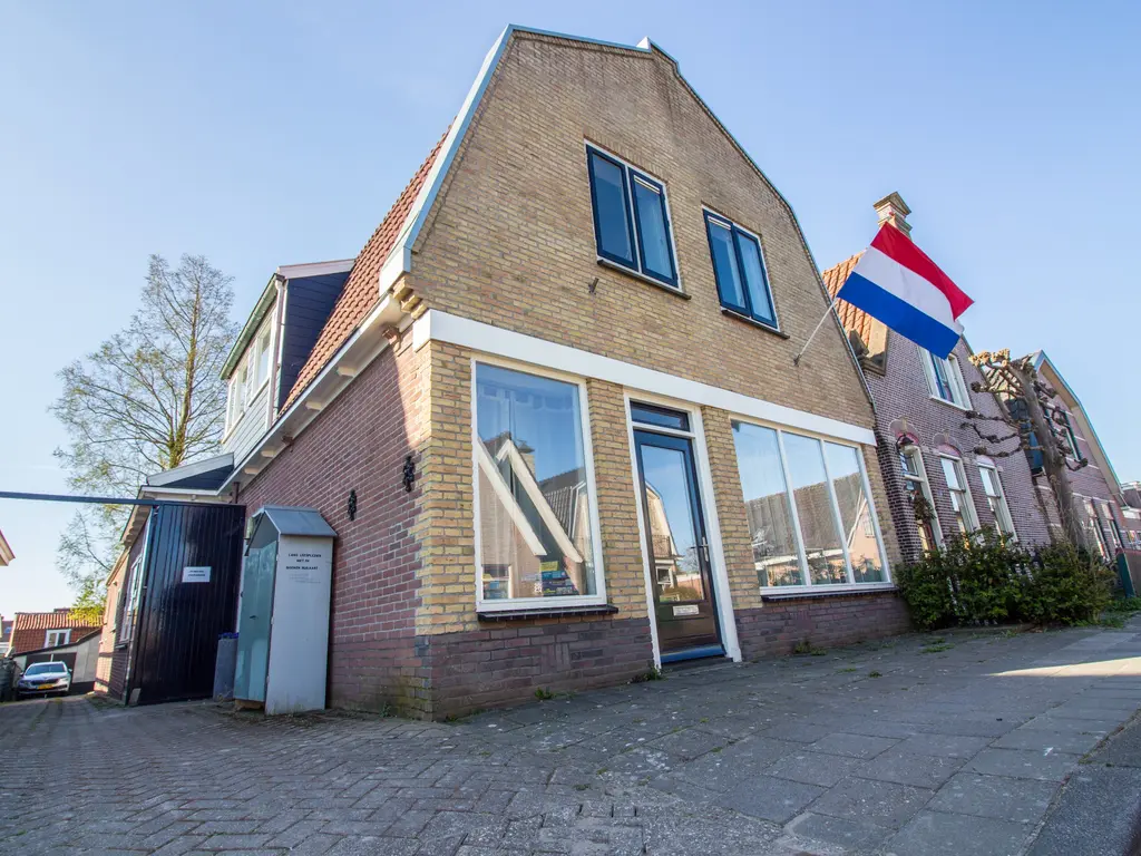 Hoofdstraat 142, Bovenkarspel