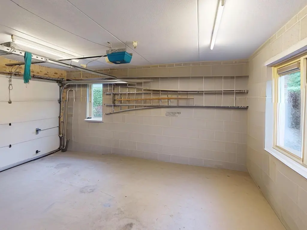 Schoutsland 11, Andijk