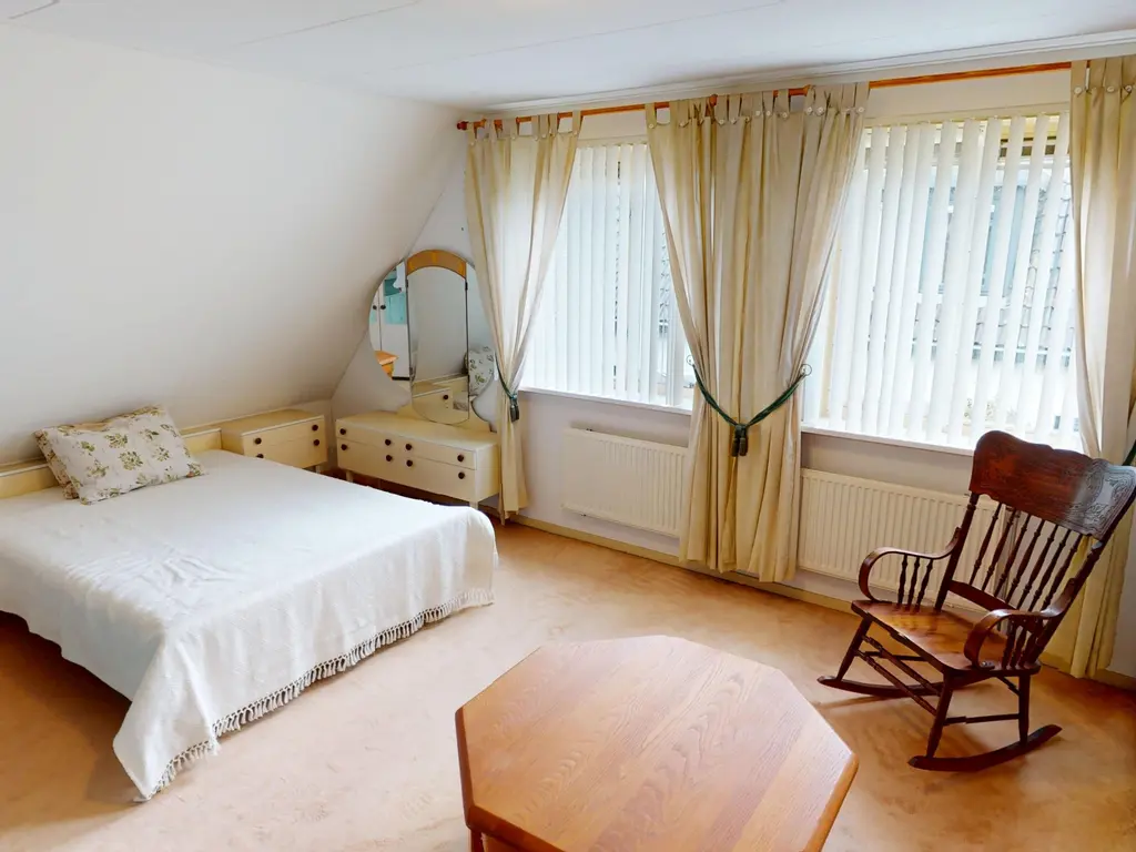 Schoutsland 11, Andijk