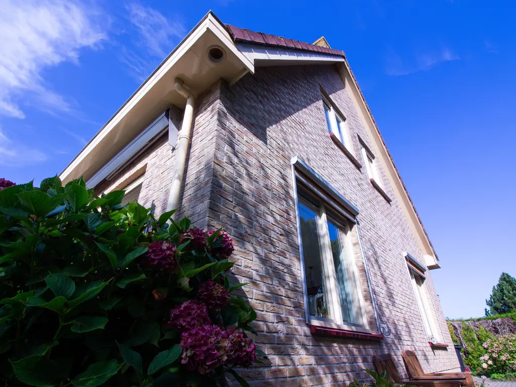 Schoutsland 11, Andijk