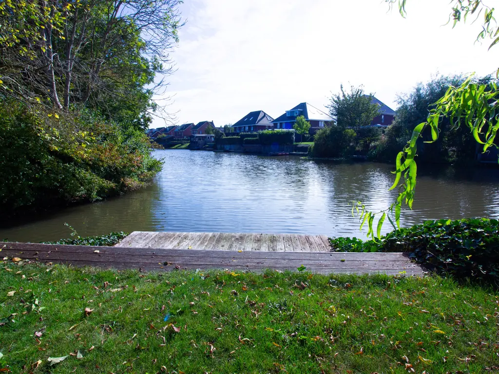 Schoutsland 11, Andijk