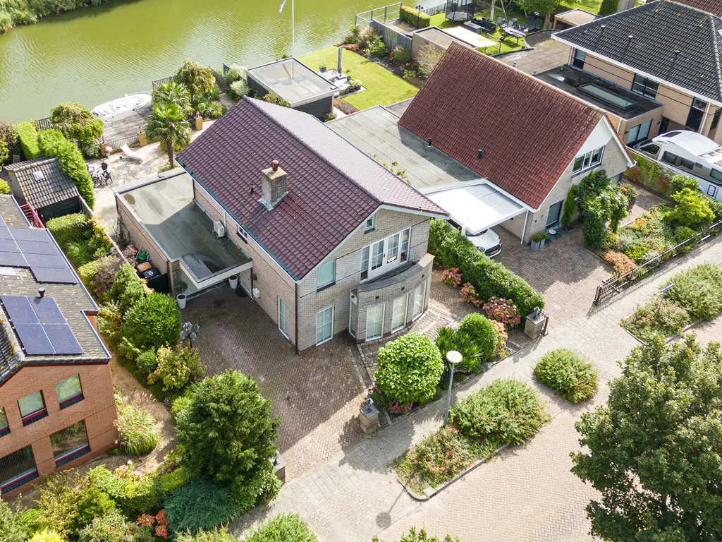 Lange Deelesloot 10, ENKHUIZEN