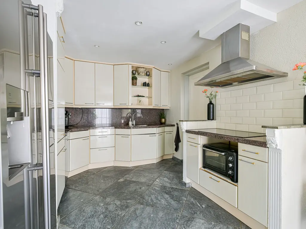 Lange Deelesloot 10, ENKHUIZEN