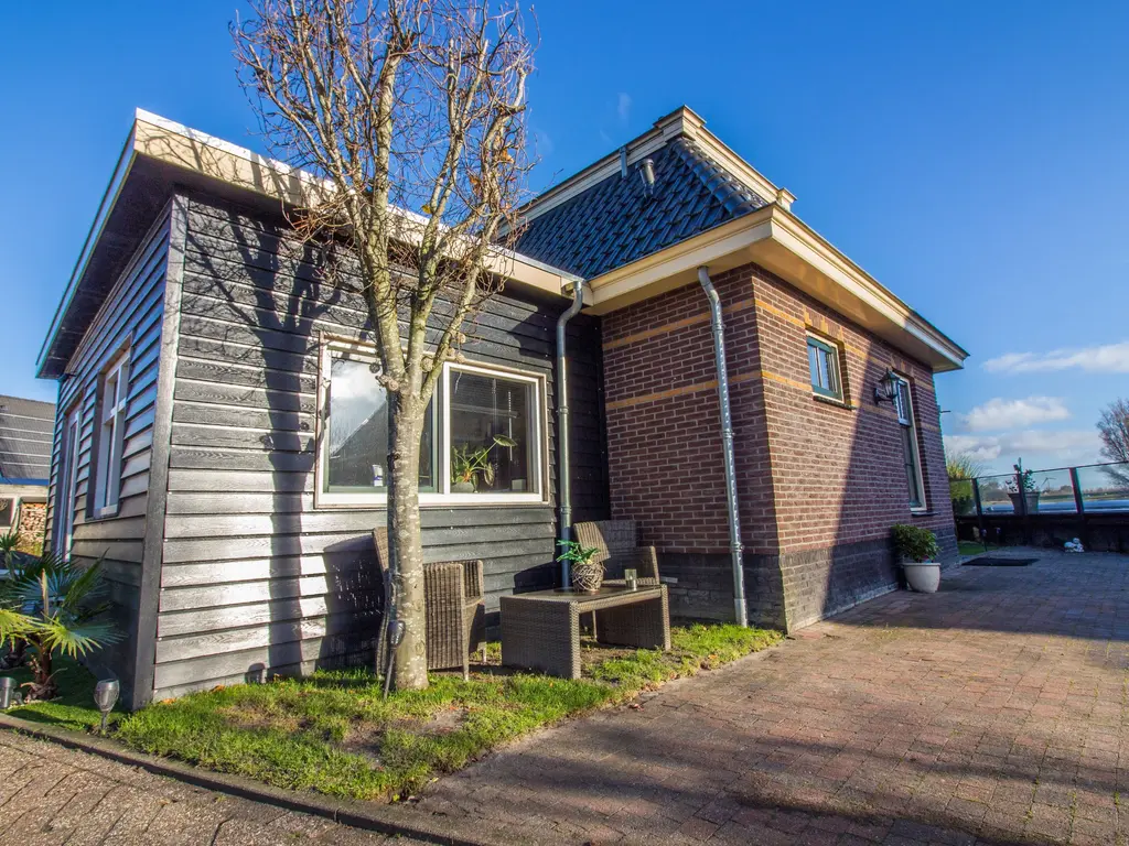 Peperstraat 33, BOVENKARSPEL