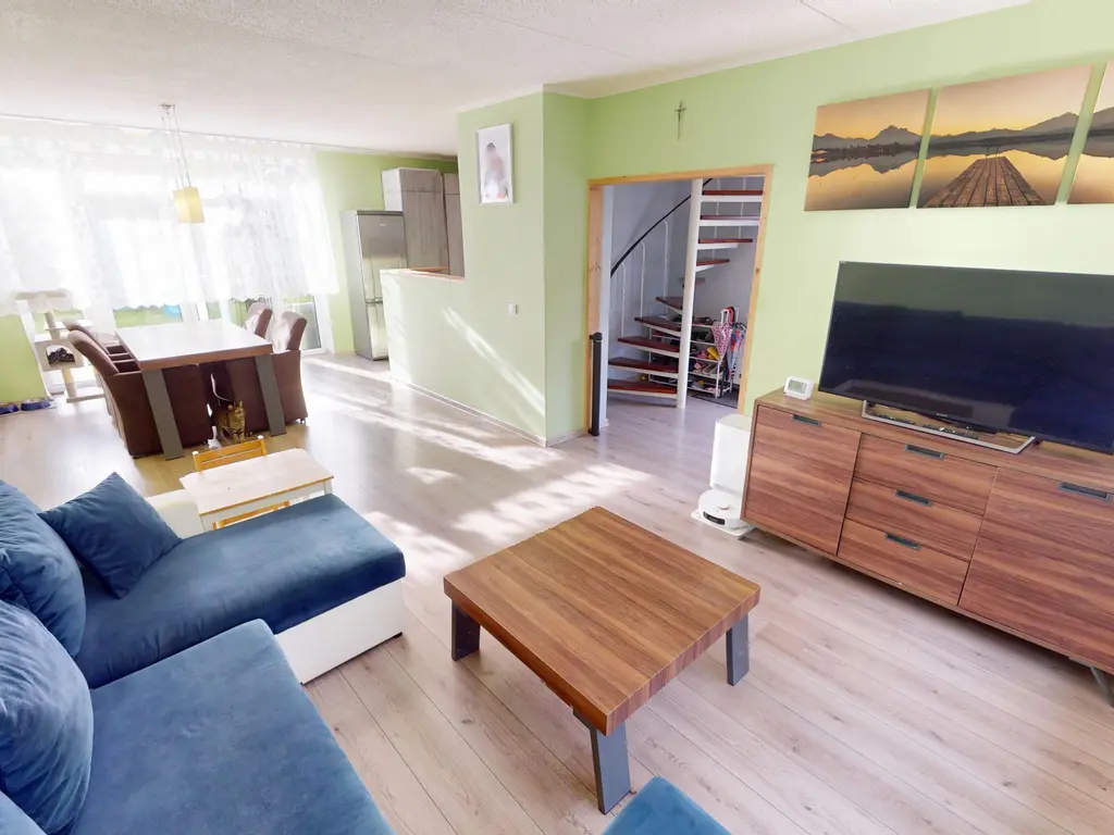 Hertog Albrechtstraat 24, BOVENKARSPEL