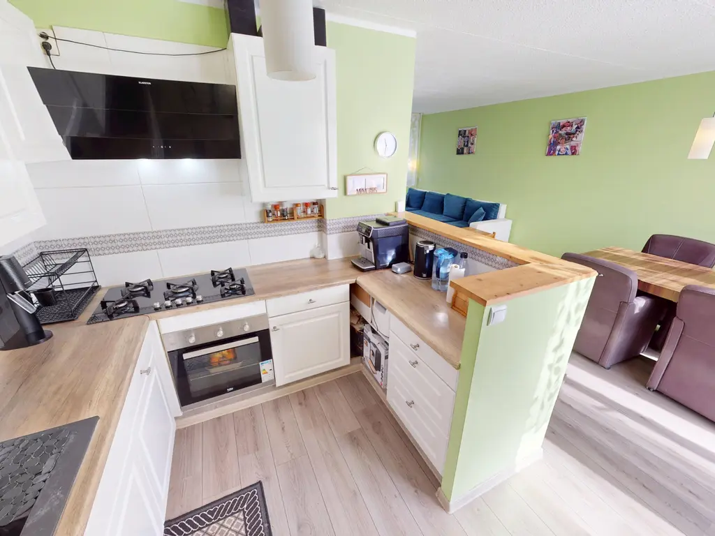 Hertog Albrechtstraat 24, BOVENKARSPEL