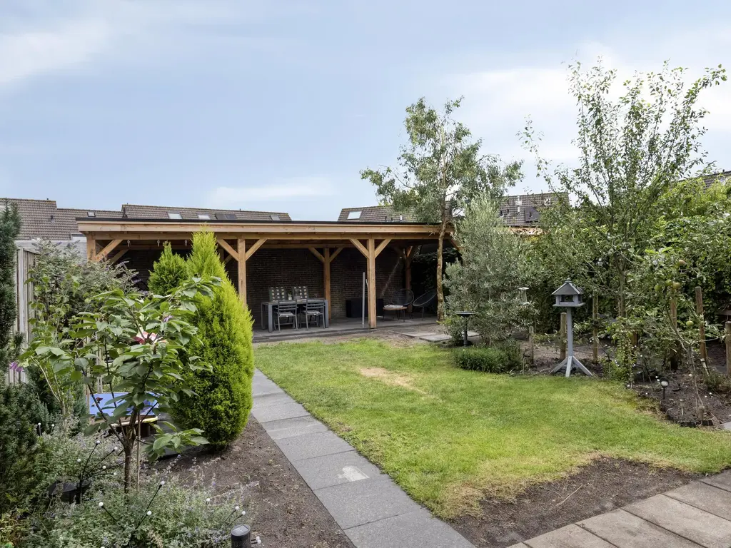 Slingebeek 5, KAATSHEUVEL