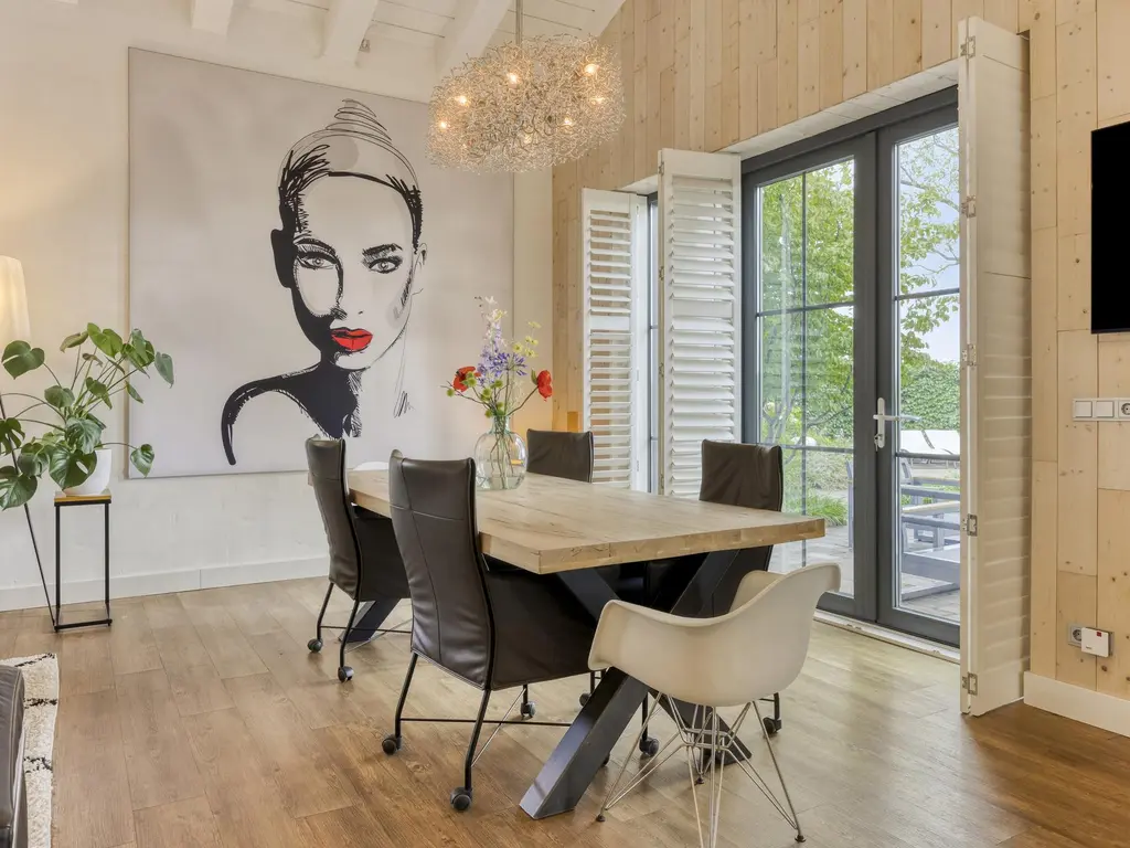 De Stille Wille 316, OOST WEST EN MIDDELBEERS