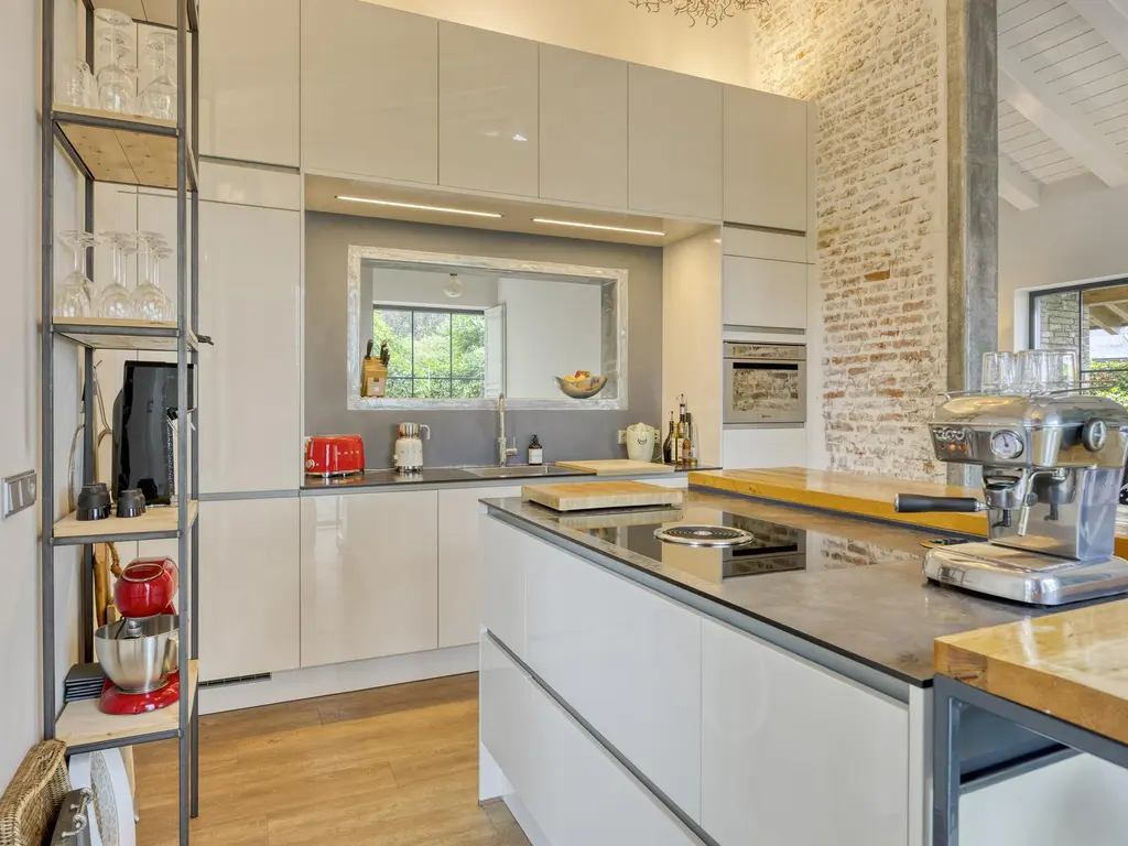 De Stille Wille 316, OOST WEST EN MIDDELBEERS