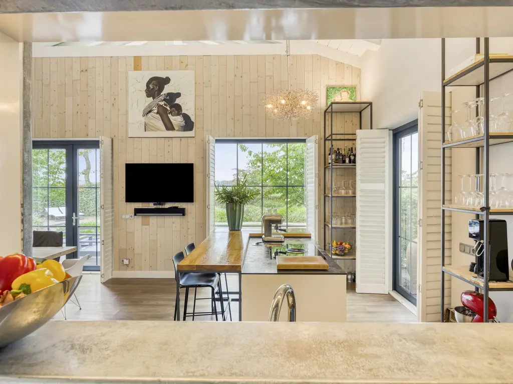 De Stille Wille 316, OOST WEST EN MIDDELBEERS