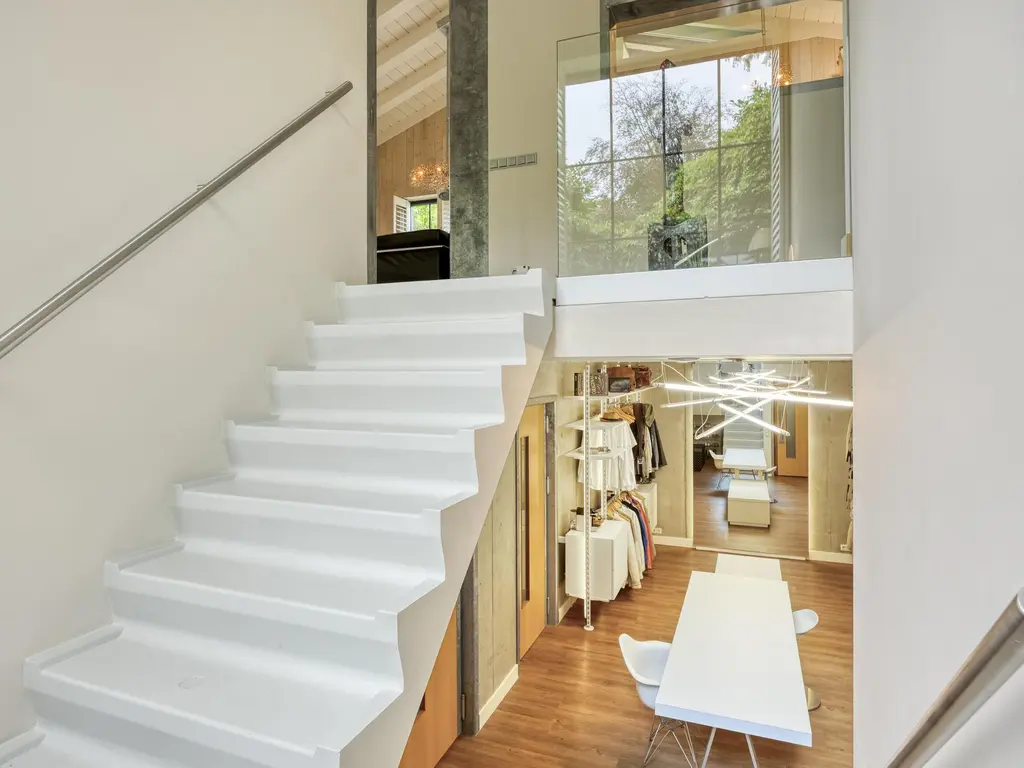 De Stille Wille 316, OOST WEST EN MIDDELBEERS