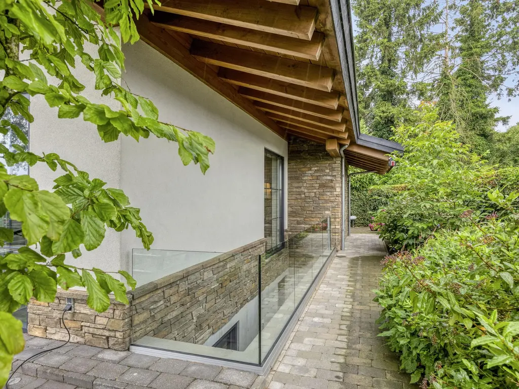 De Stille Wille 316, OOST WEST EN MIDDELBEERS