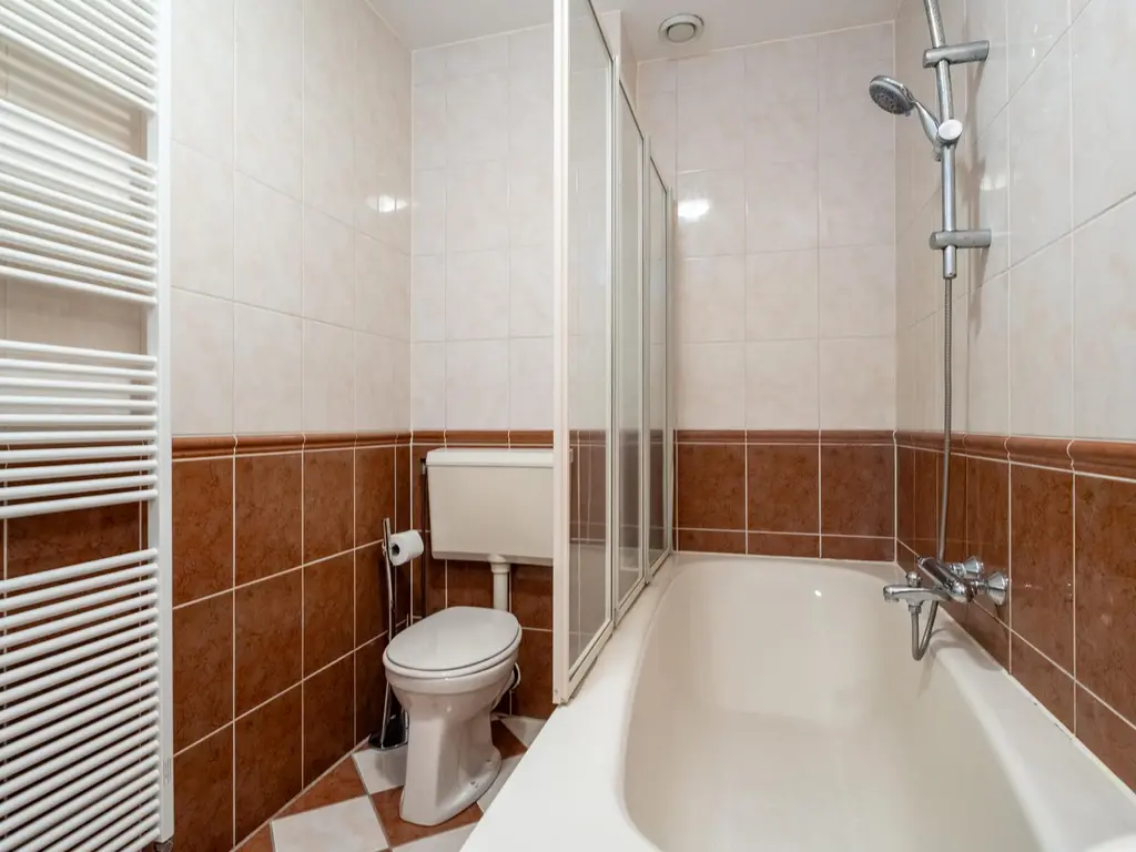 Nijkampvaart 142, 'S-GRAVENHAGE