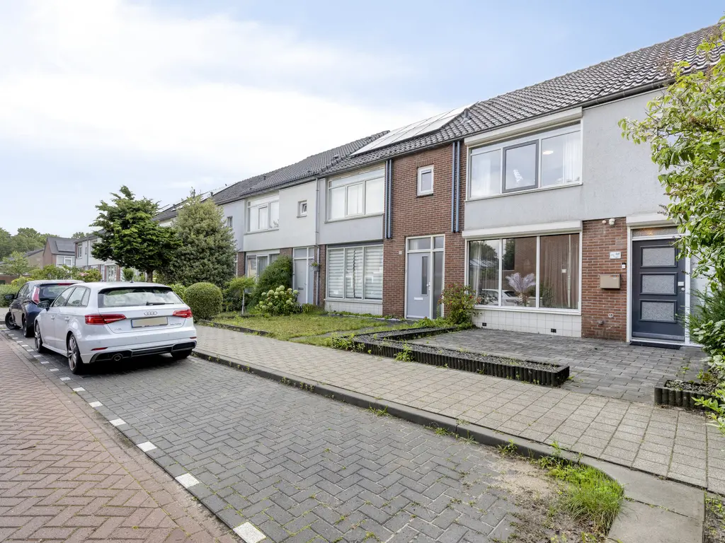 Wijnruitweg 98, TILBURG