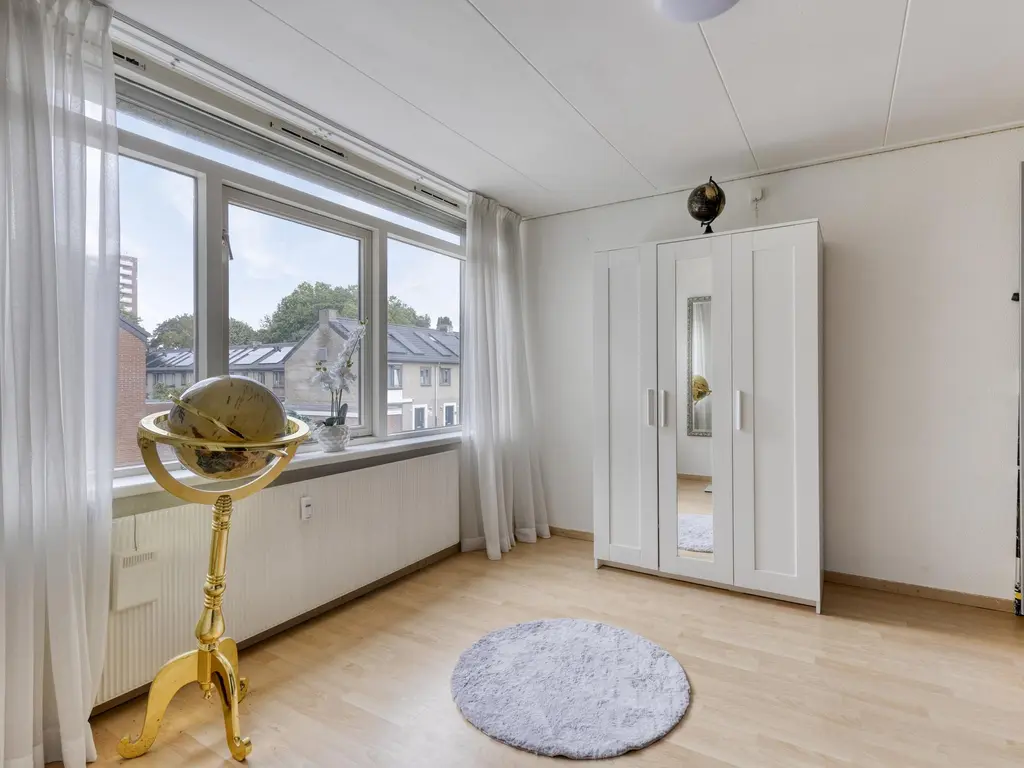 Wijnruitweg 98, TILBURG