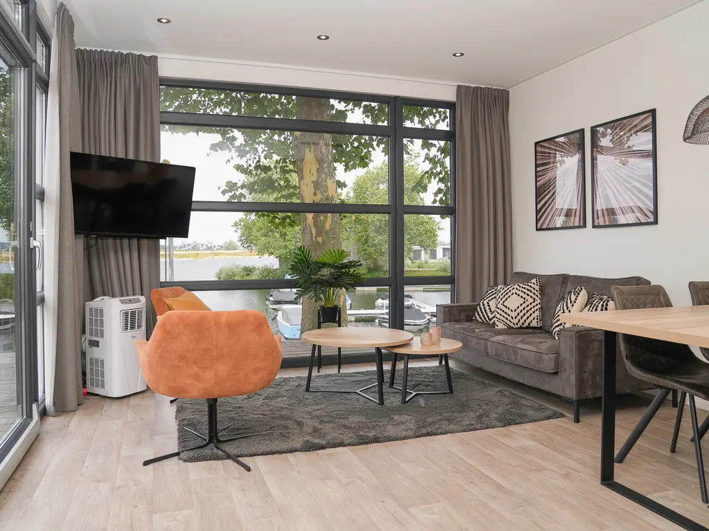 Rijnbandijk 36 48, MAURIK