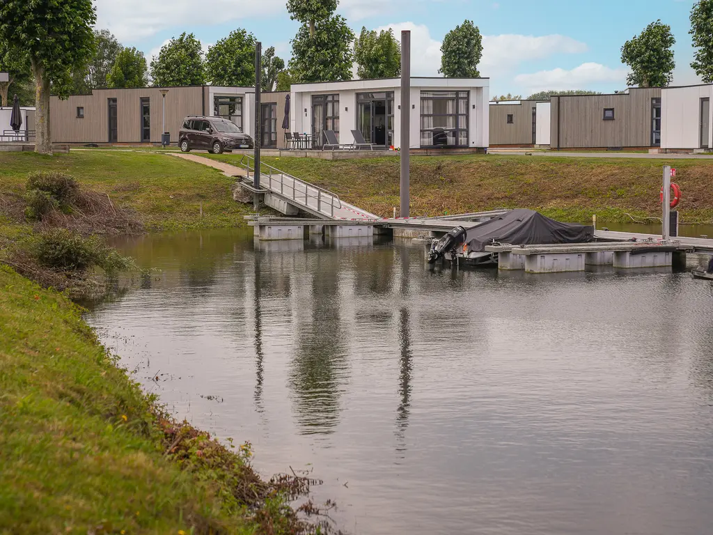 Rijnbandijk 36 48, MAURIK