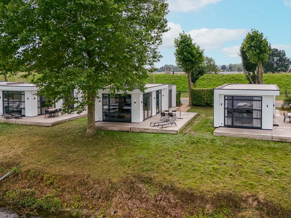 Rijnbandijk 36 48, MAURIK