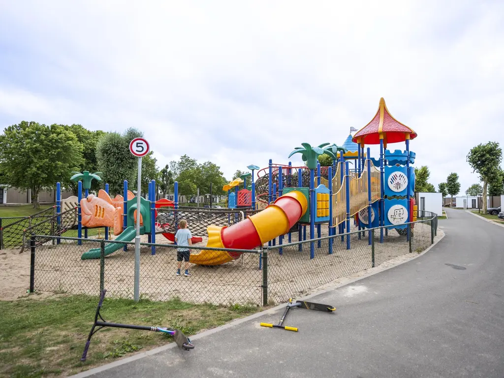 Rijnbandijk 36 48, MAURIK