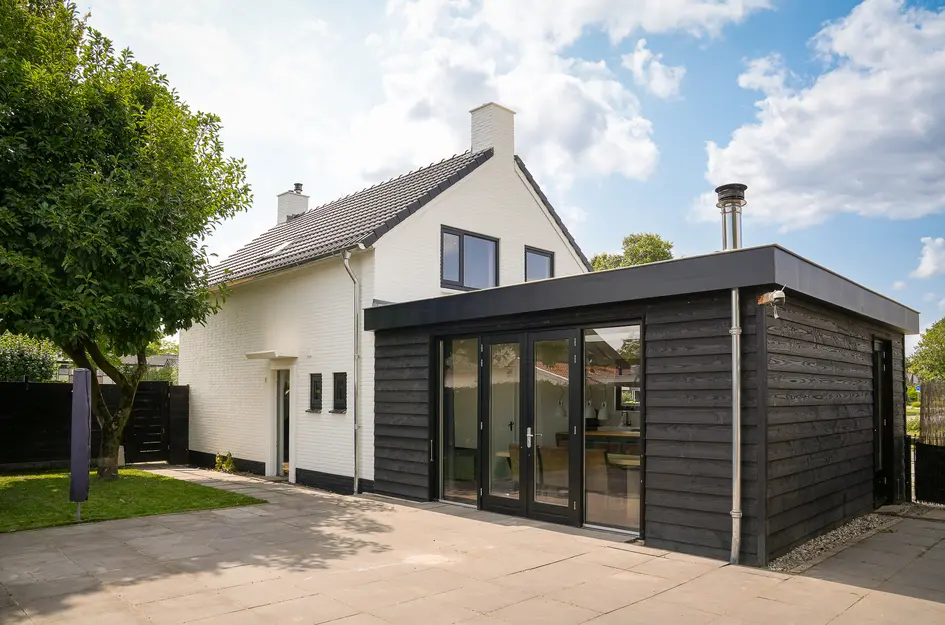 Burgemeester van Suchtelenstraat 17