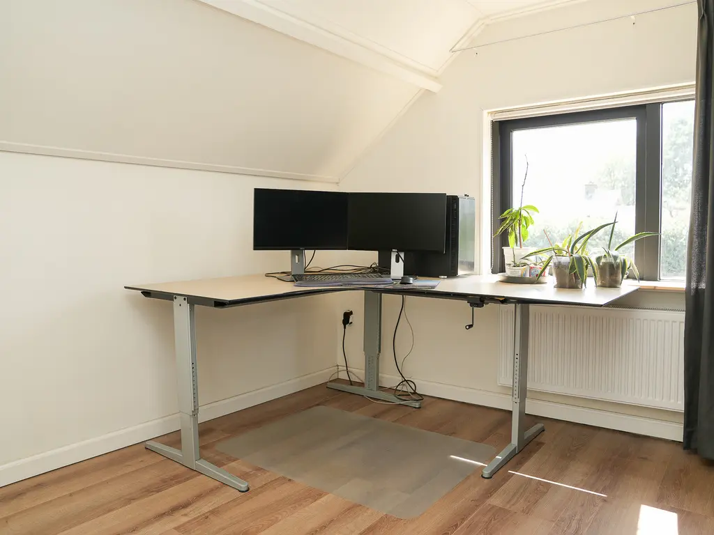 Burgemeester van Suchtelenstraat 17, BEUNINGEN GLD