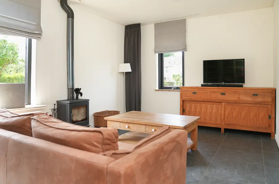 Burgemeester van Suchtelenstraat 17