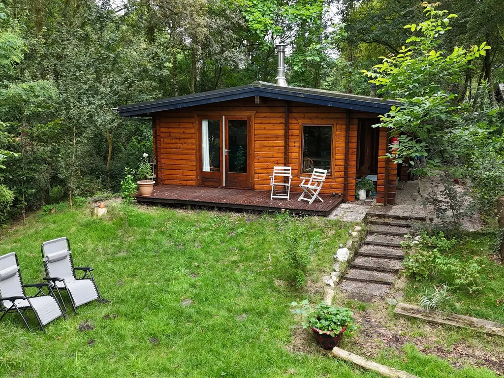 De Stille Wille 90, OOST WEST EN MIDDELBEERS