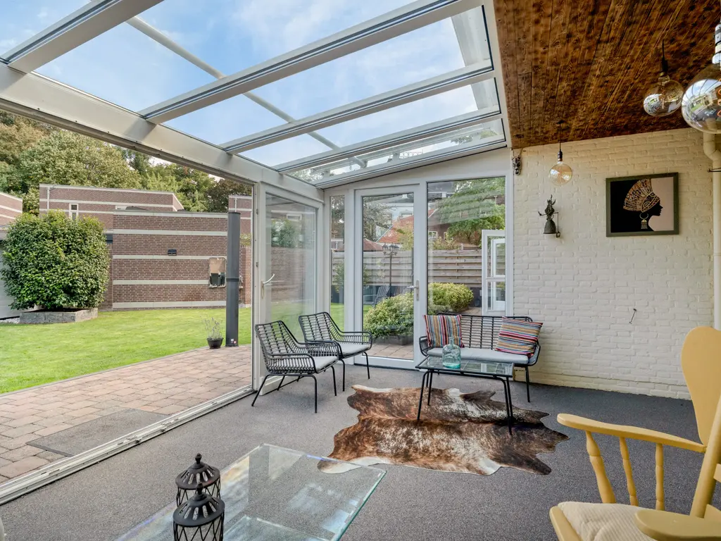 Bisschop de Vetplein 12, GILZE