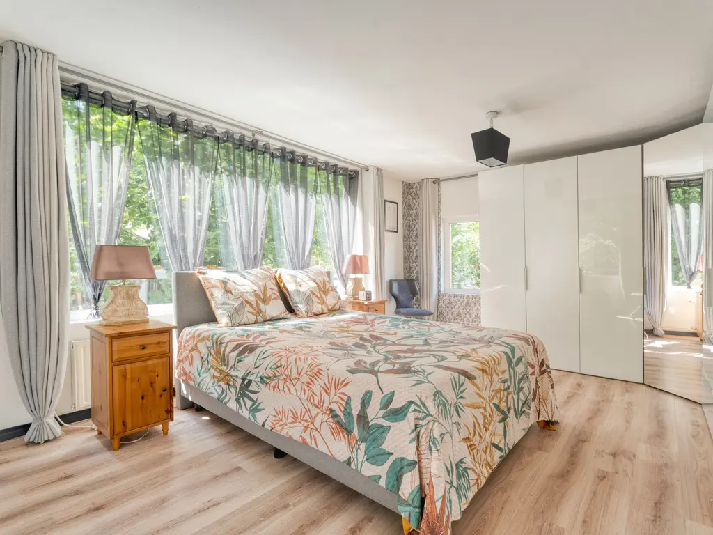 Bisschop de Vetplein 12, GILZE