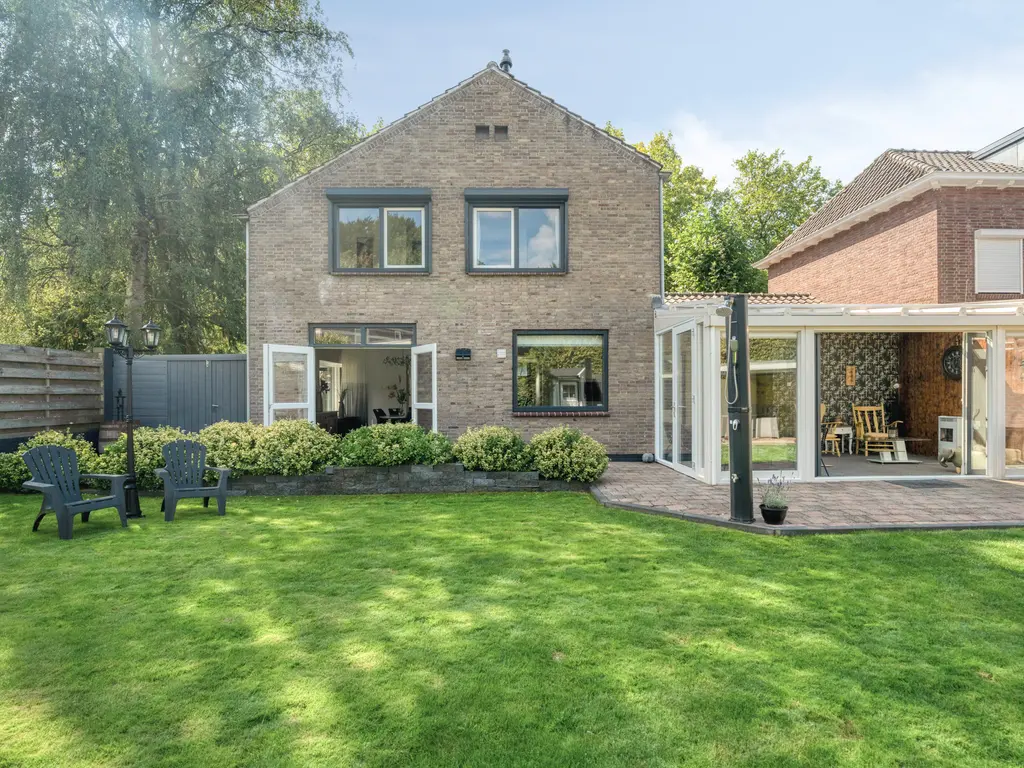 Bisschop de Vetplein 12, GILZE