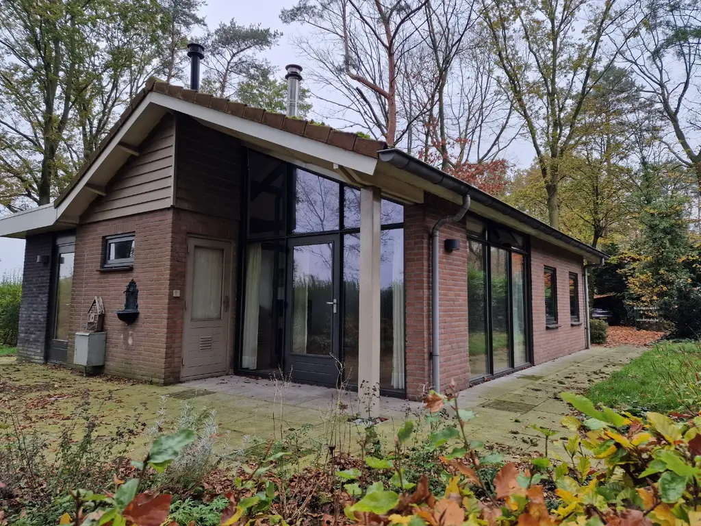 De Stille Wille 145, OOST WEST EN MIDDELBEERS