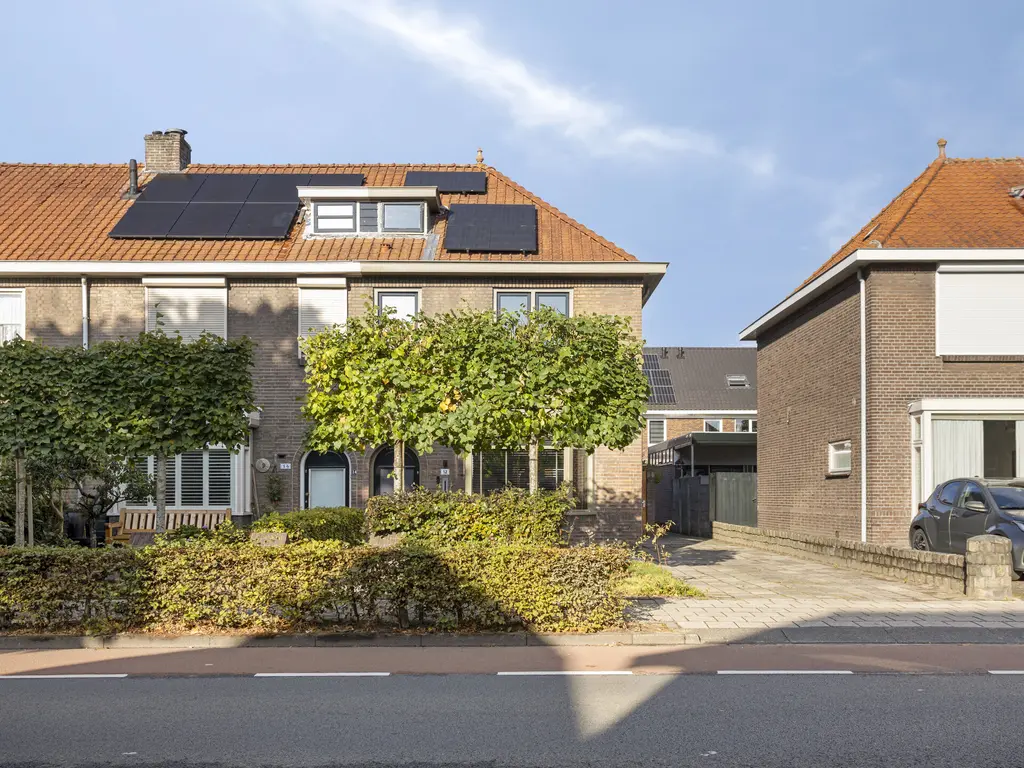 Burgemeester Smeelelaan 12, WAALWIJK