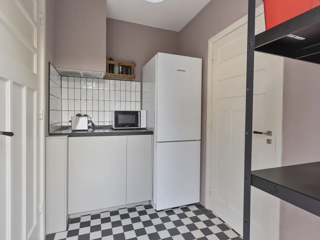 Burgemeester Smeelelaan 12, WAALWIJK