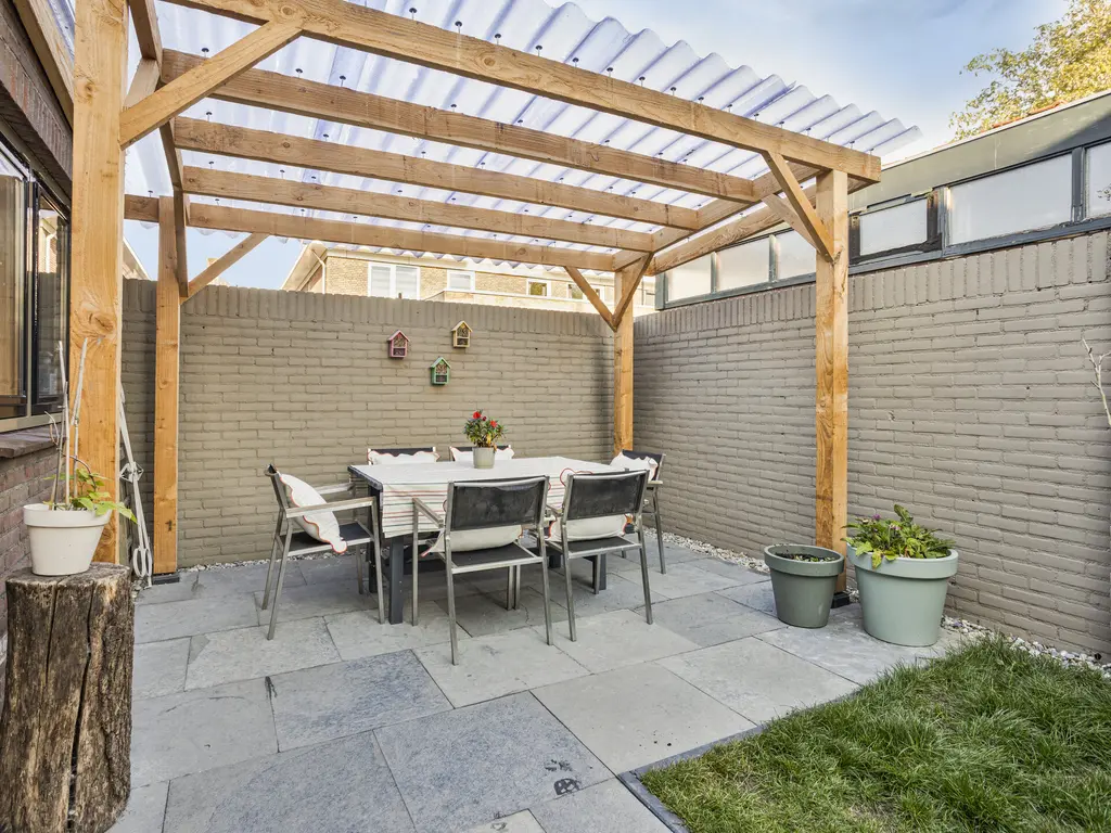 Burgemeester Smeelelaan 12, WAALWIJK