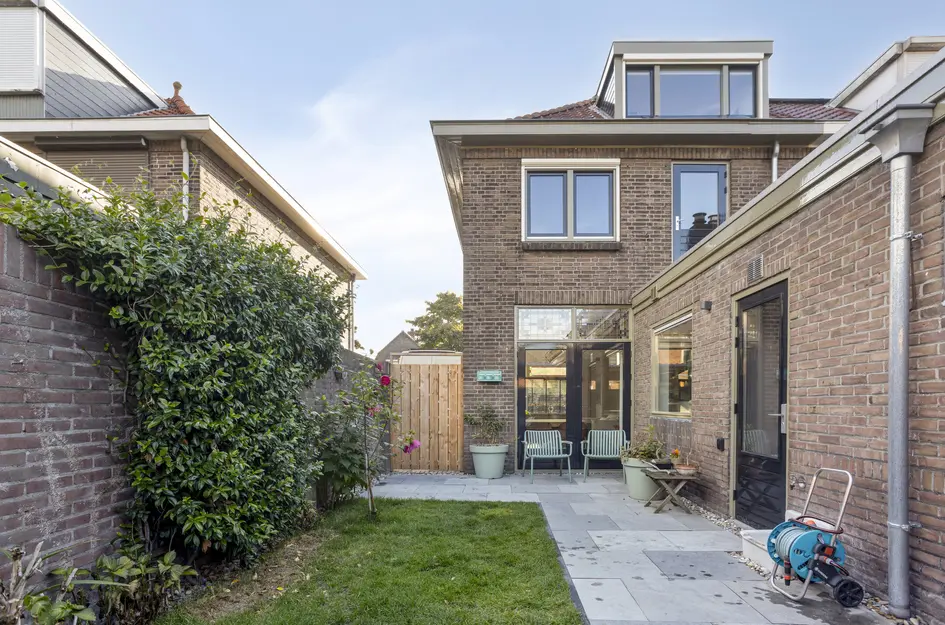 Burgemeester Smeelelaan 12