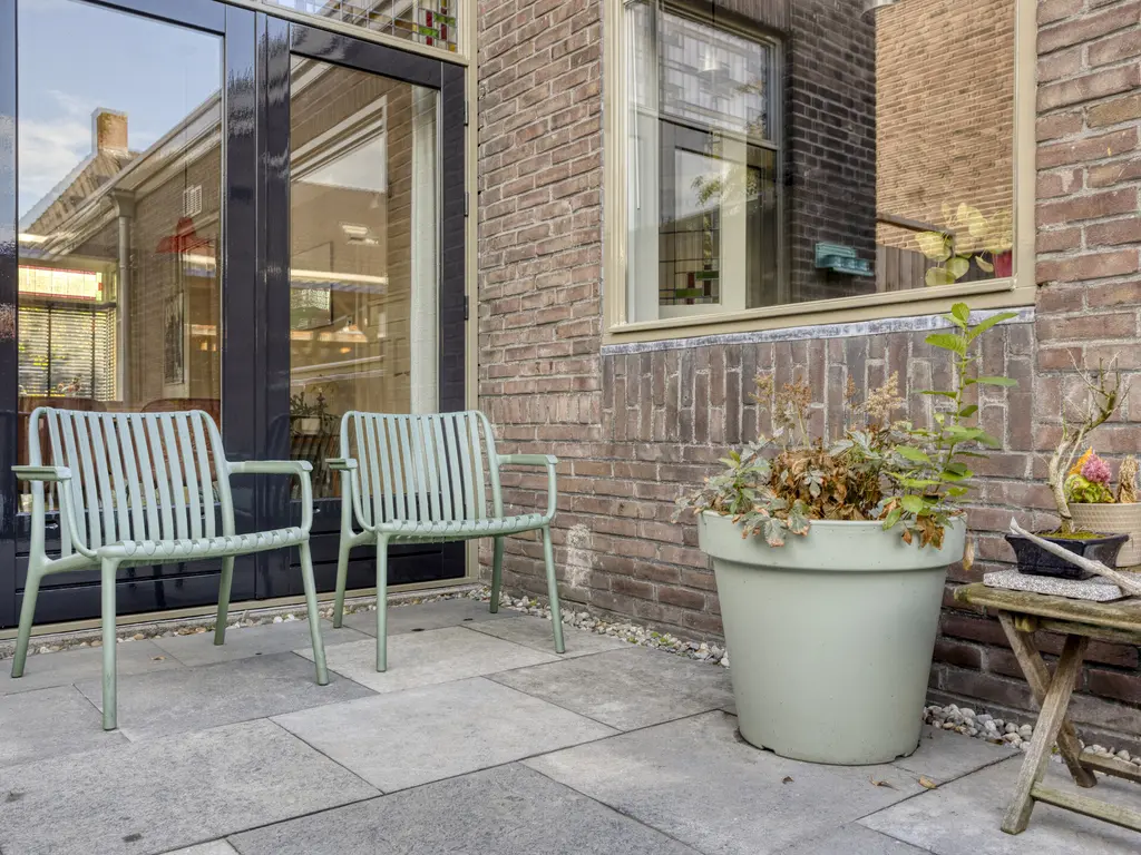 Burgemeester Smeelelaan 12, WAALWIJK