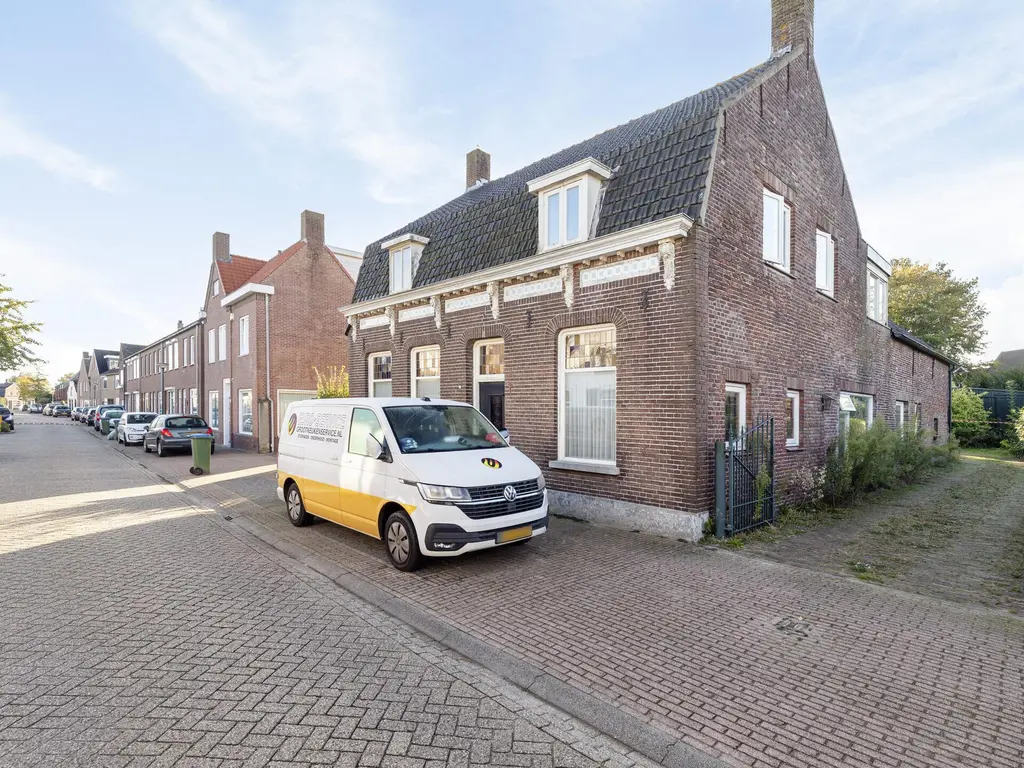 Roestenbergstraat 38, KAATSHEUVEL